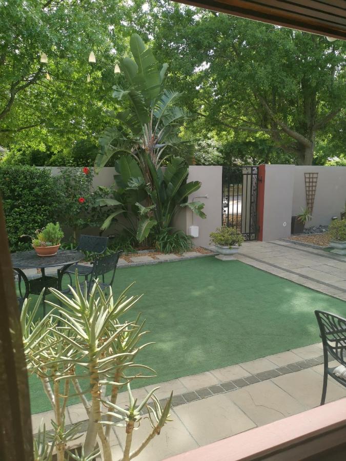 Eikelower Accommodation Stellenbosch Bagian luar foto